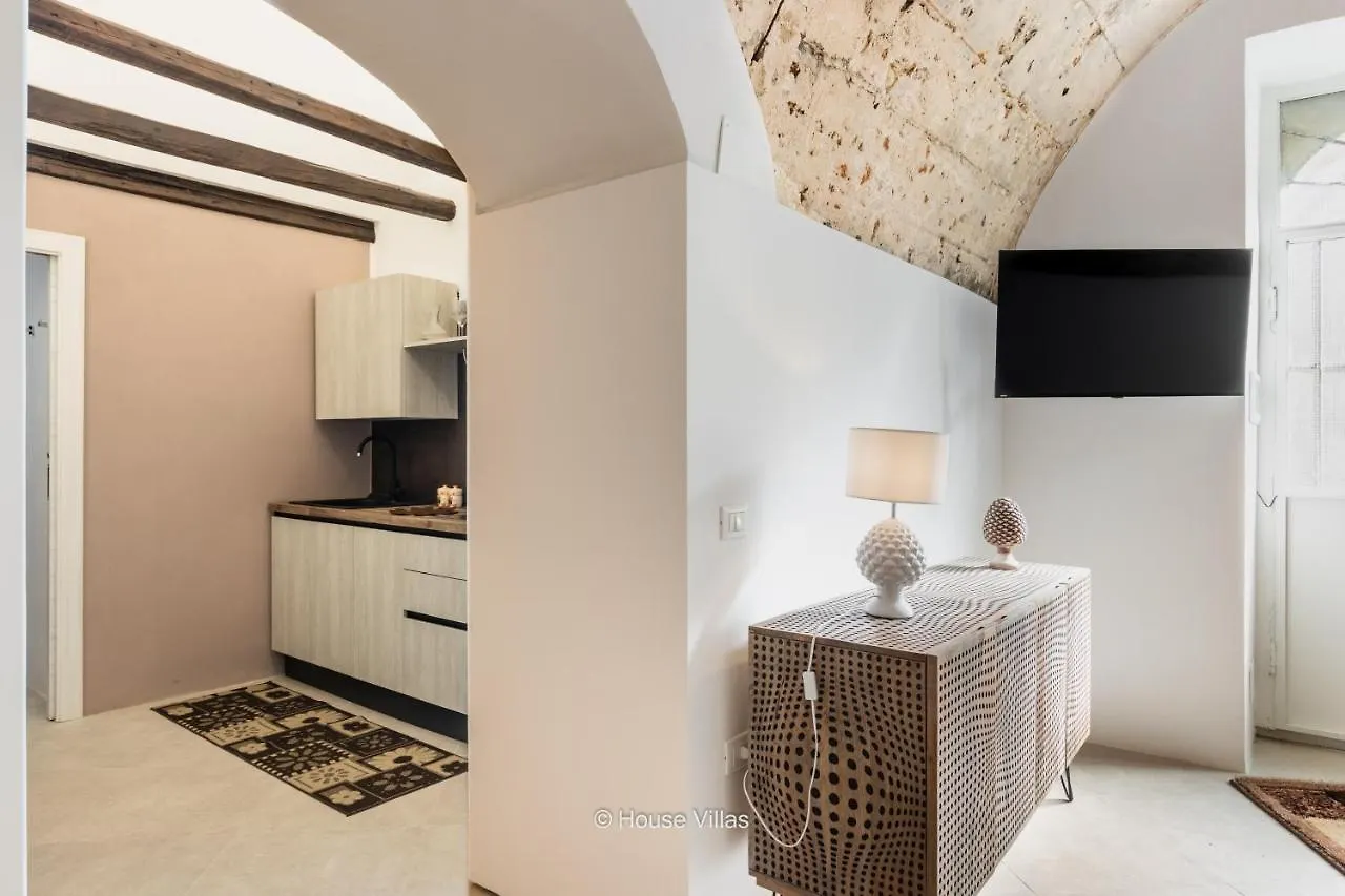 Housevillas - Suite Iblarche Noto 0*,  Italy