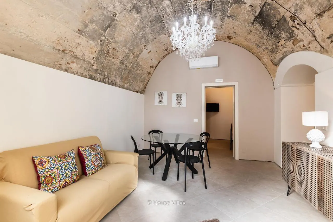 Housevillas - Suite Iblarche Noto Italy